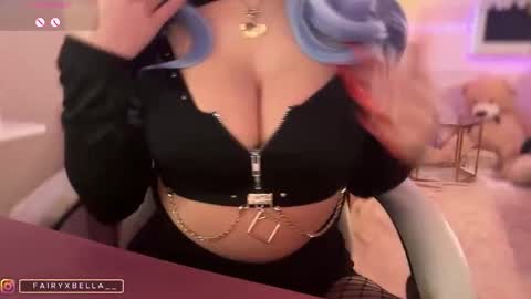 xxfairyxgiiirlxx online show from January 2026 07:17:02 PM