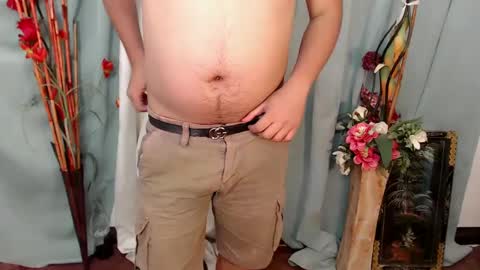 Loyd online show from February 2025 06:35:01 PM