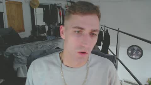 Snapshot of xxivantheterriblexx chatting on December 2024 01:00:02 AM Ivan online show from December 2024 01:00:02 AM