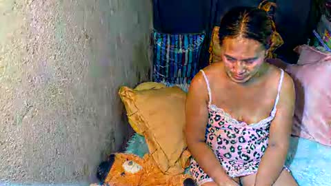 Snapshot of xxloveheart chatting on November 2025 12:06:01 PM xxloveheart online show from November 2025 12:06:01 PM