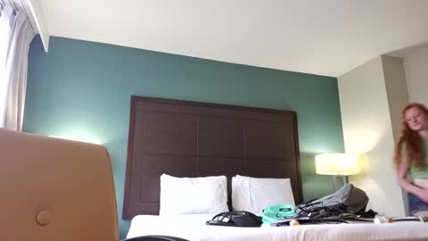 Snapshot of xxmariebliss chatting on September 2025 10:42:01 PM xxmariebliss online show from September 2025 10:42:01 PM