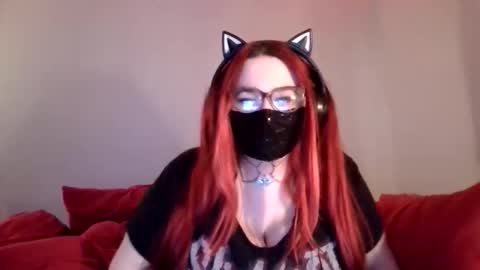 Mommy online show from October 2025 10:20:02 PM