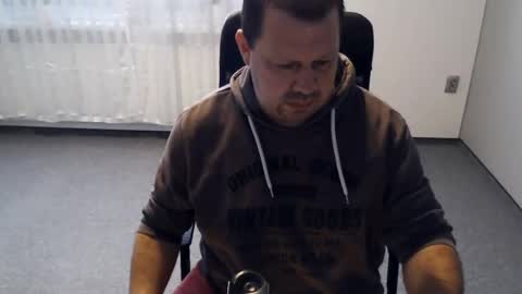 Eddi online show from December 2024 10:39:01 AM