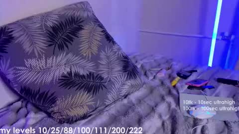 kristina    usually everyday here started  GMT3 online show from March 2026 01:40:02 PM