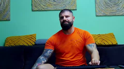 Snapshot of xxtreamleonard chatting on November 2025 10:05:01 AM Xtream Leonard online show from November 2025 10:05:01 AM