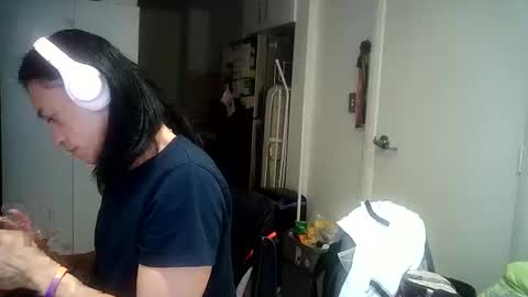 Snapshot of xxx_artsy_femme chatting on November 2025 12:16:02 PM Arsty Femme online show from November 2025 12:16:02 PM