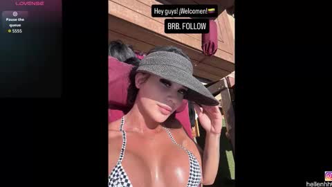 Snapshot of xxx_johann chatting on December 2025 10:03:01 PM Miluu bronwx online show from December 2025 10:03:01 PM