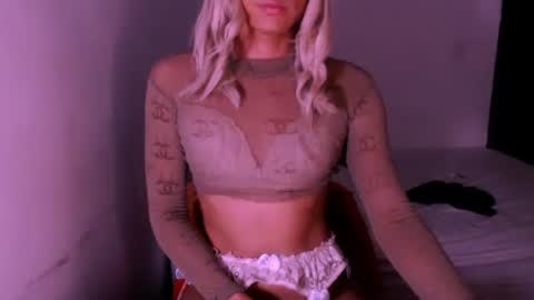 Snapshot of xxxanonymousloverxxx chatting on December 2025 03:47:02 AM Chiara online show from December 2025 03:47:02 AM