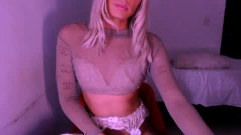 Snapshot of xxxanonymousloverxxx chatting on March 2026 02:35:02 AM Chiara online show from March 2026 02:35:02 AM