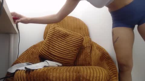 Lola online show from February 2025 10:39:01 AM