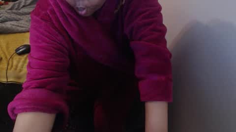 Ayanda online show from April 2026 07:07:02 PM