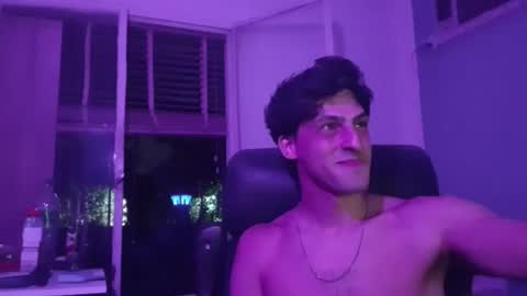 Snapshot of xxxfacu chatting on January 2025 06:13:02 AM xxxfacu online show from January 2025 06:13:02 AM