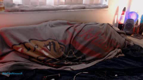 Snapshot of xxxfiveninexxx chatting on December 2024 05:29:02 PM XxxFiveNinexxX online show from December 2024 05:29:02 PM