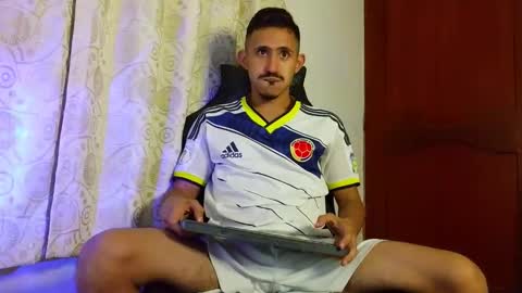 Kev online show from April 2026 07:15:02 PM