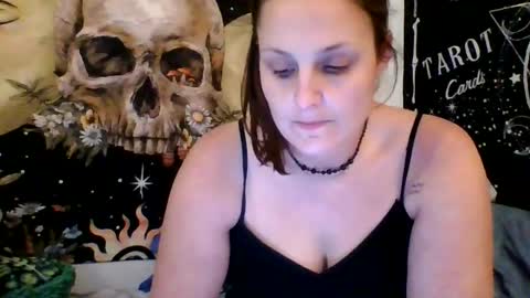 Misti online show from November 2025 09:32:02 AM