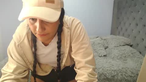 Snapshot of xxxvenus888 chatting on November 2025 11:14:01 PM Lunhaa online show from November 2025 11:14:01 PM