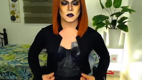 Snapshot of xyournightmarequeenx chatting on June 2026 08:14:02 PM QueenMarina online show from June 2026 08:14:02 PM