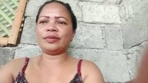 Snapshot of yadly143 chatting on May 2026 04:42:01 AM yadly143 online show from May 2026 04:42:01 AM