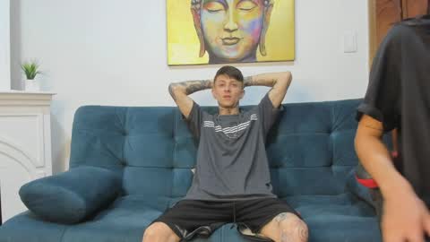 yake  elizabeth online show from April 2026 07:33:02 PM