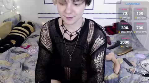 Snapshot of yakhont chatting on January 2025 06:38:01 PM Yanar online show from January 2025 06:38:01 PM