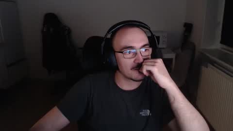 Snapshot of yamillamal157 chatting on November 2025 11:15:01 PM YamilLamal online show from November 2025 11:15:01 PM