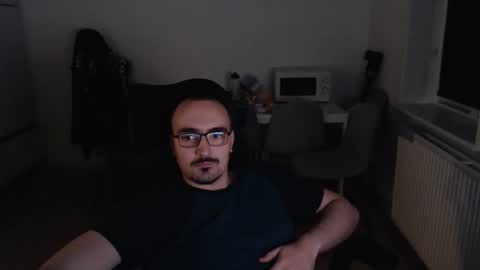 Snapshot of yamillamal157 chatting on November 2025 12:09:01 AM YamilLamal online show from November 2025 12:09:01 AM