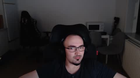 Snapshot of yamillamal157 chatting on December 2025 07:20:02 PM YamilLamal online show from December 2025 07:20:02 PM