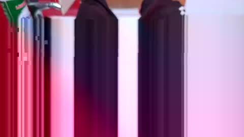 yamines online show from October 2025 04:49:02 PM