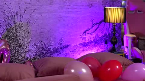 Yamira online show from February 2025 01:10:01 AM