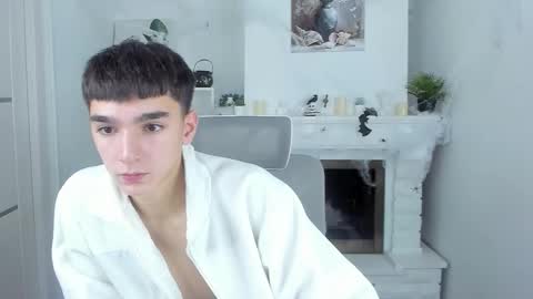 yamitwink online show from October 2025 08:31:01 PM