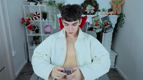 yamitwink online show from December 2025 09:20:01 PM