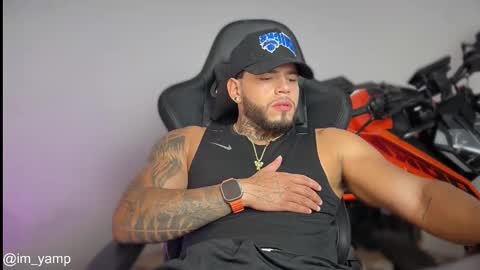 yamp sambrano online show from December 2025 11:21:01 PM