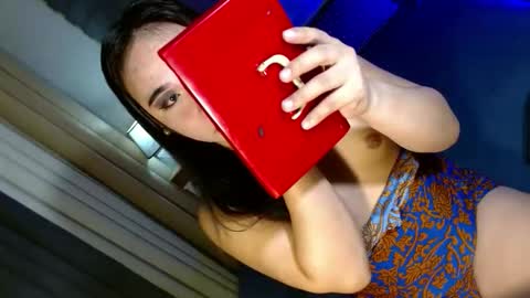 REYAN online show from February 2026 02:49:02 AM