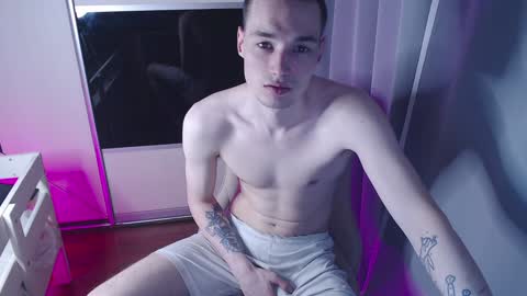 Yan online show from December 2024 01:14:01 AM