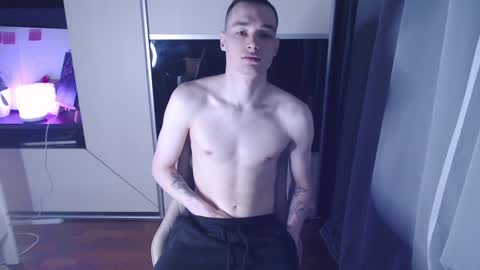 Yan online show from December 2024 09:52:01 PM