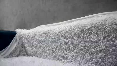 Yana  online show from December 2025 02:18:01 AM