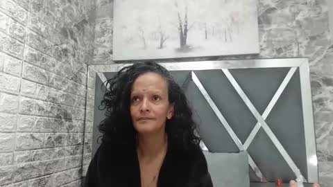 yanetrose online show from November 2025 03:19:01 AM