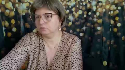 Anika online show from November 2025 08:17:02 AM