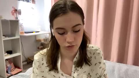 Snapshot of yaniraekberg chatting on October 2025 05:09:02 PM Marry online show from October 2025 05:09:02 PM