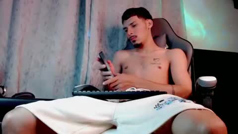 Snapshot of yankees_xxx chatting on June 2026 10:39:02 AM yankees online show from June 2026 10:39:02 AM