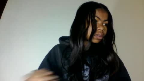 yannick_01 online show from June 2026 09:17:01 PM