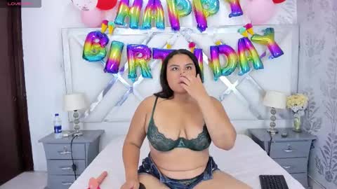 Snapshot of yaragarcia chatting on February 2026 03:46:02 AM Yara online show from February 2026 03:46:02 AM