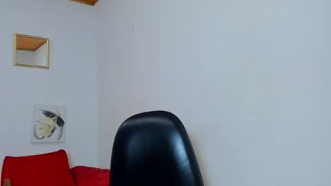 Snapshot of yasmin_goldenst chatting on November 2025 10:37:01 AM Yasemin online show from November 2025 10:37:01 AM