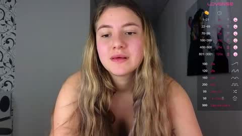 Snapshot of yasyaaa chatting on December 2024 05:14:02 AM Yasyaa  online show from December 2024 05:14:02 AM