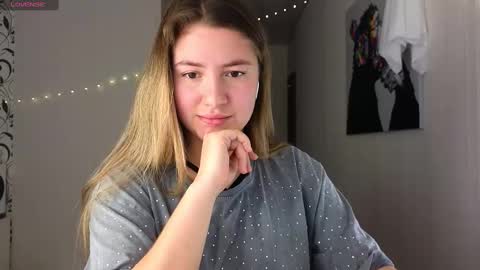 Snapshot of yasyaaa chatting on January 2025 02:17:01 AM Yasyaa  online show from January 2025 02:17:01 AM