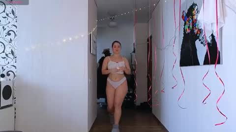 Snapshot of yasyaaa chatting on February 2025 11:20:01 AM Yasyaa  online show from February 2025 11:20:01 AM