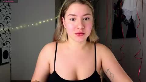 Snapshot of yasyaaa chatting on March 2025 02:18:02 AM Yasyaa  online show from March 2025 02:18:02 AM