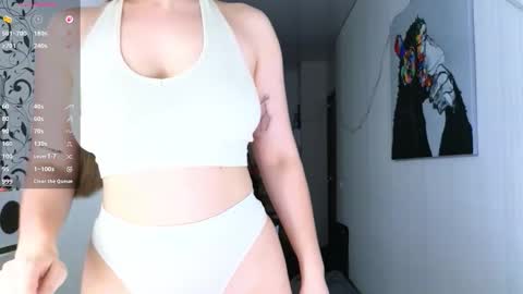 Snapshot of yasyaaa chatting on October 2025 05:43:02 AM Yasyaa  online show from October 2025 05:43:02 AM