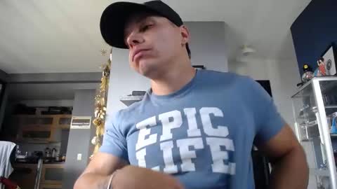 Snapshot of yatho_ chatting on December 2024 03:22:01 PM yahto online show from December 2024 03:22:01 PM