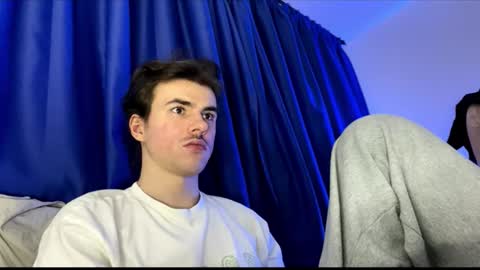 Snapshot of yayay333 chatting on January 2026 08:33:01 PM yayay333 online show from January 2026 08:33:01 PM